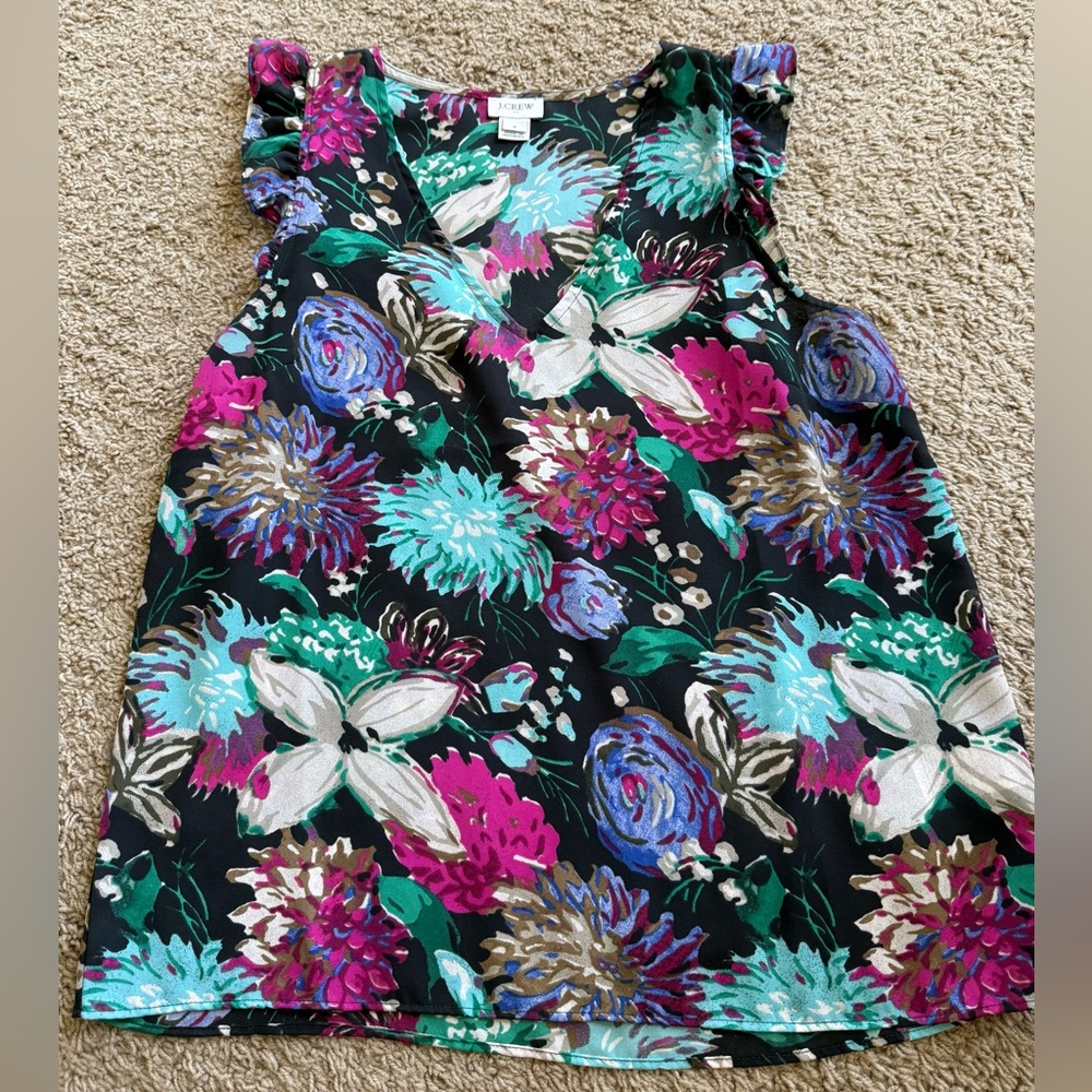 🎀3/$25🎀 J. Crew Multicolor Floral Dressy Top size 6